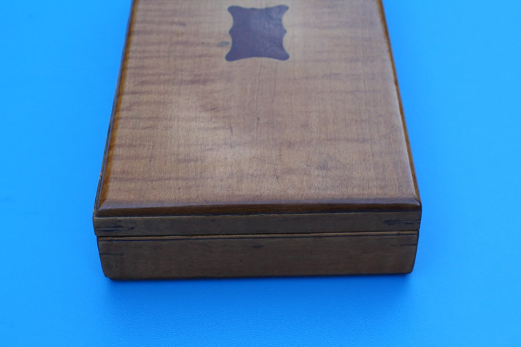 Maple Colt London Pocket revolver case and accoutrements